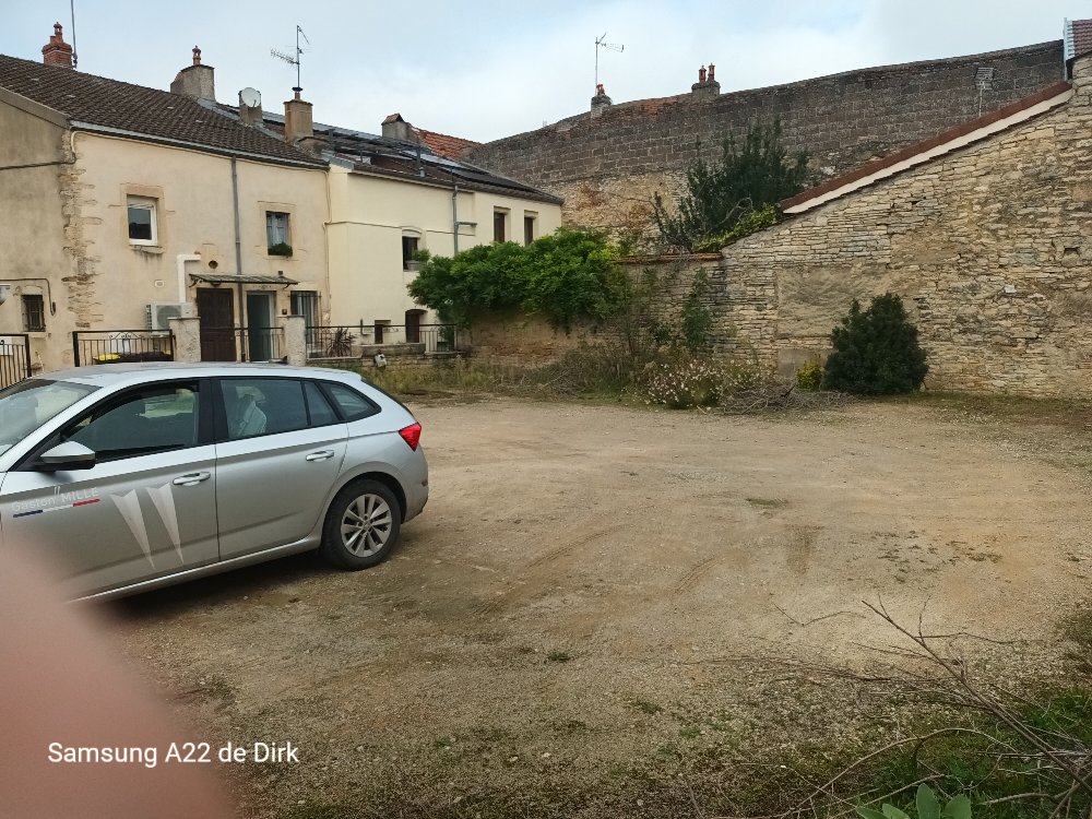 Aire camping-car  Ladoix-Serrigny (21550) - Photo 2